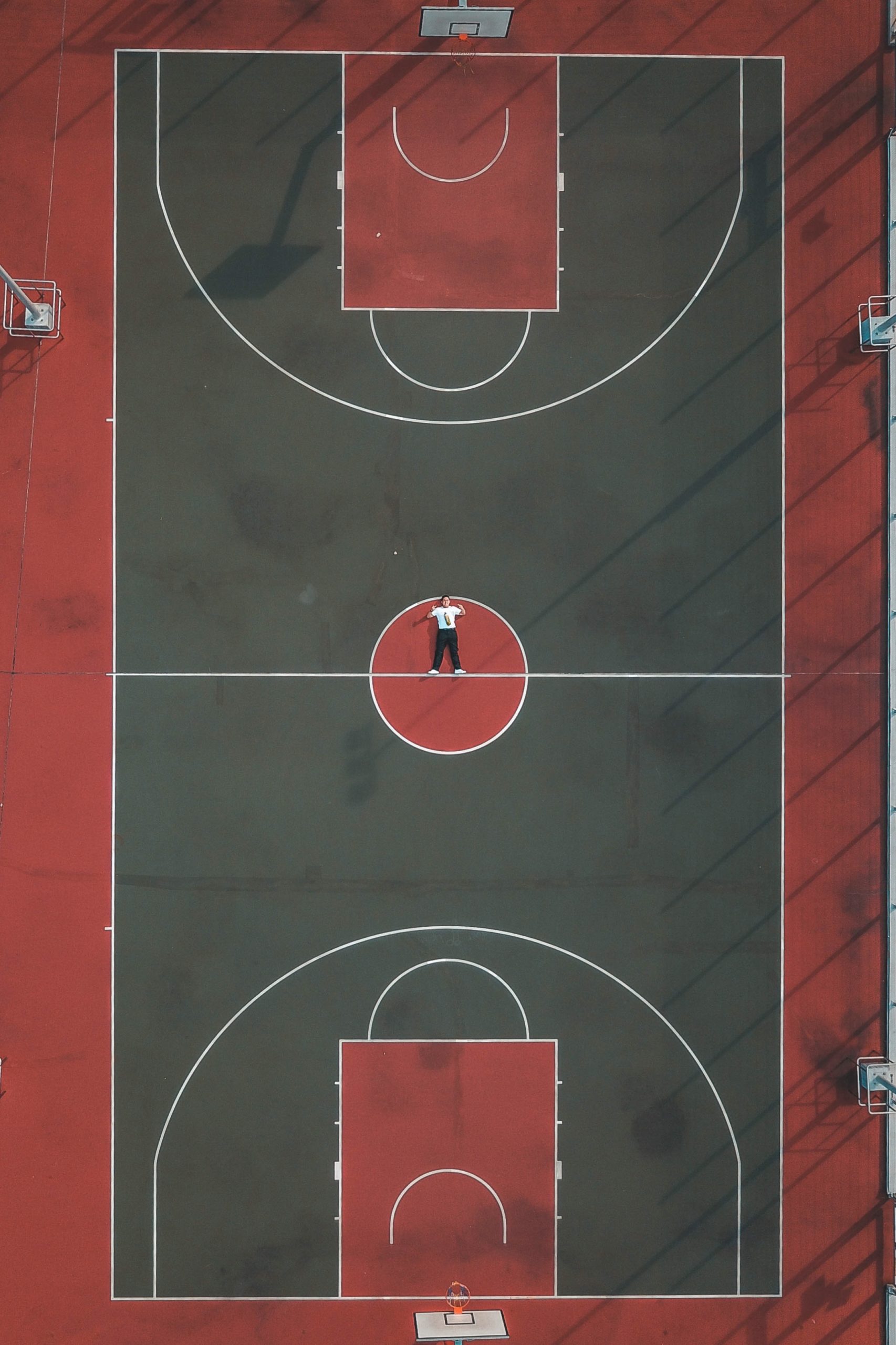 фото баскетбольной площадки сверху